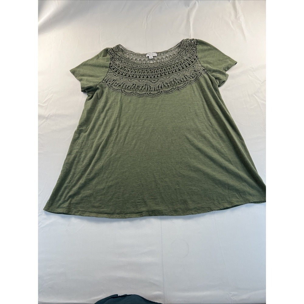 Liz Lange Maternity Top Large Green Crochet Lace Yoke Short Sleeve Boho Blouse